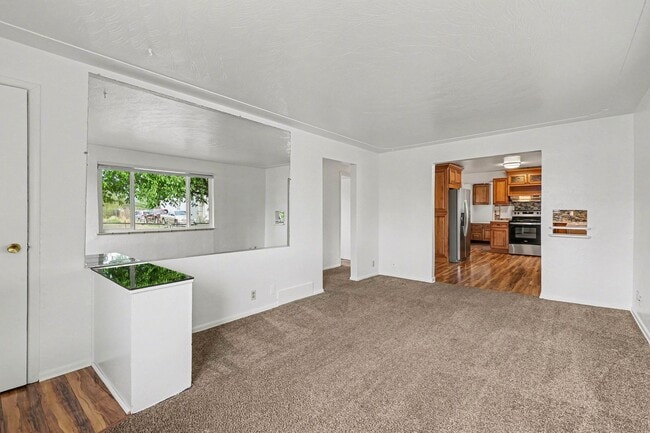 Photo - Newly remodelled 3 bedroom ranch - available May 1st!!! House