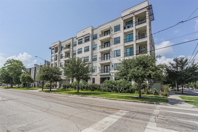 Foto del edificio - 1508 Blodgett St