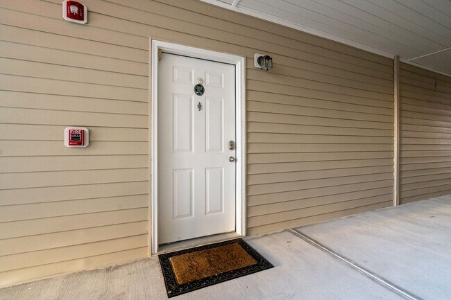 Building Photo - Bellingham Park - Near Novant Medical Cent...