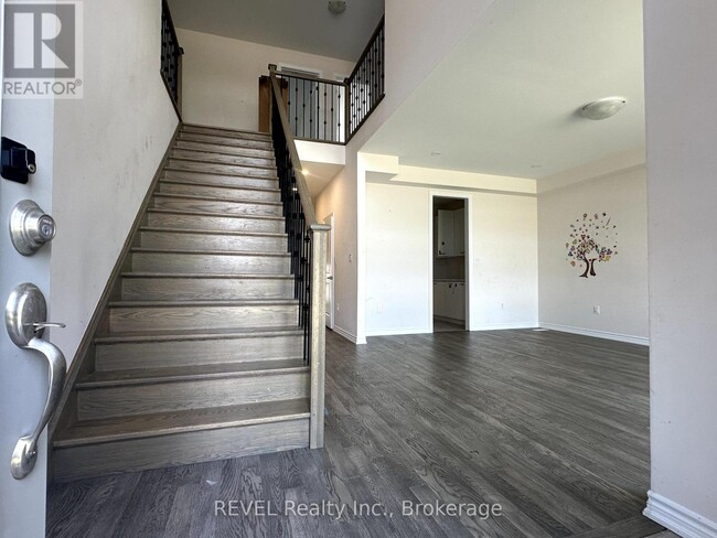 Photo du bâtiment - 186 McCabe Ave