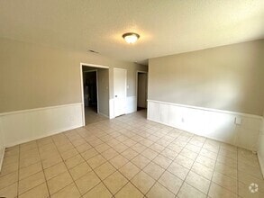 Building Photo - 3902 Buttercup Dr SW