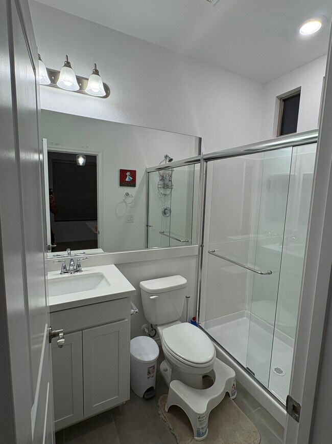 Bathroom1 - 657 Stone Hammer Ave