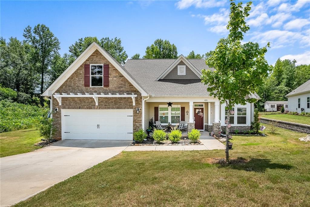 Foto principal - 490 Twin View Dr