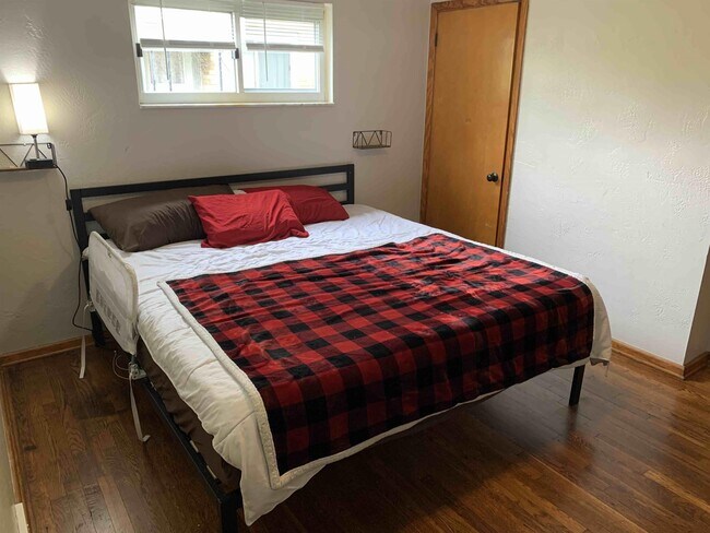 Foto del edificio - 2823 Bellingham Ave