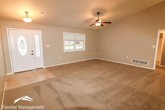Foto del edificio - 3 br, 2 bath House - 1005 Conley Circle