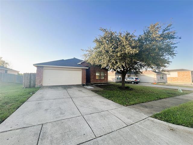 Foto principal - 321 Briar Oaks Dr