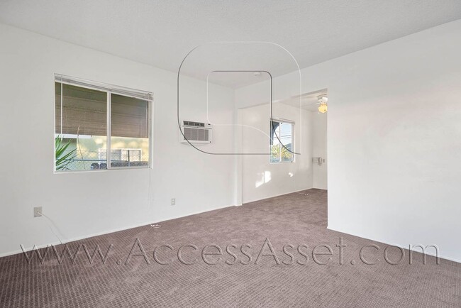 Building Photo - Gem Home In Canyon Lake With 2 Bed / 1 Bath!