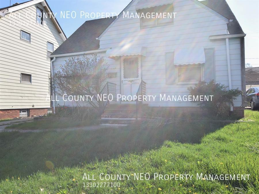 Spacious 3 bedroom home in Garfield Heights! House Rental in Garfield