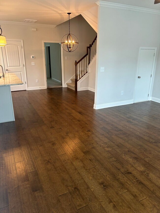 Foto del edificio - Greenville, 3BD/2.5, 1641SF