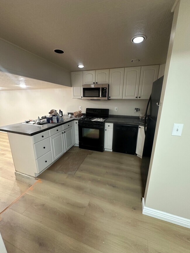 Building Photo - 9919 Lannae Dr
