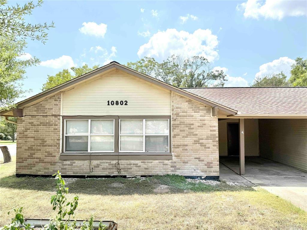 Primary Photo - 10802 Lambert Cir