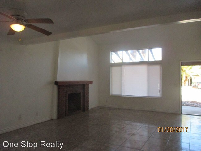 Foto del edificio - 7247 Enterprise Dr