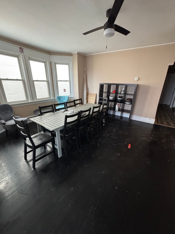 Foto del edificio - 3809 Ventnor Ave