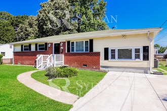 Building Photo - 3416 Rainey Rd