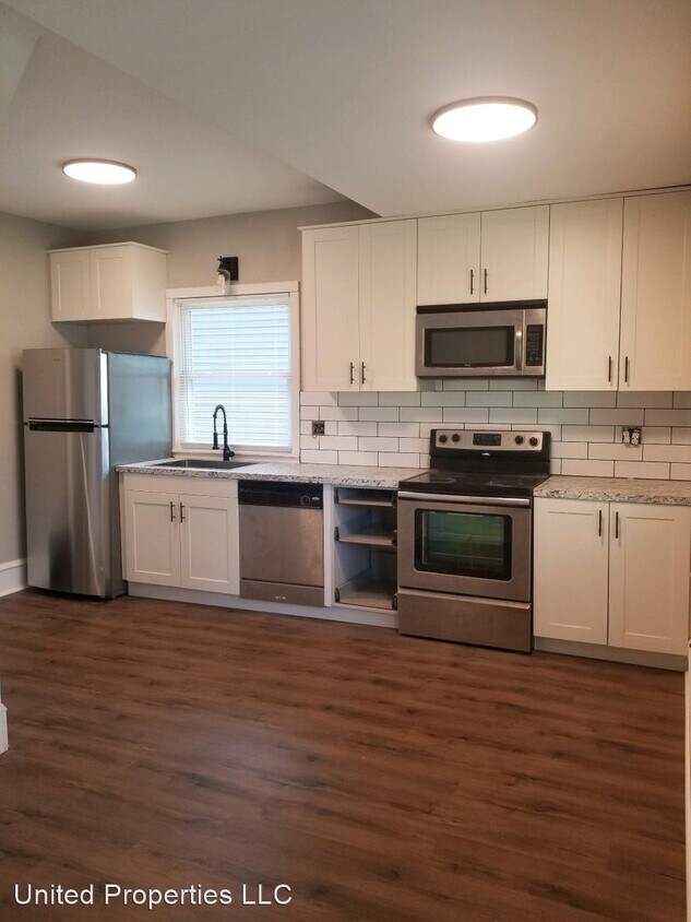 Primary Photo - 2 br, 1 bath House - 425 23rd St NE