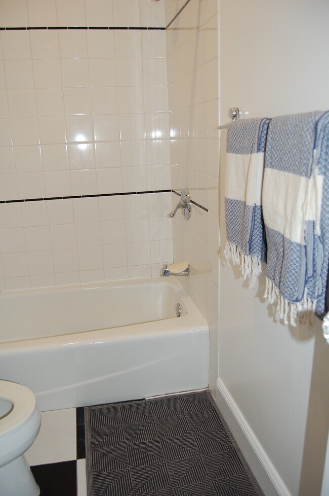 Building Photo - 848 Arkansas St