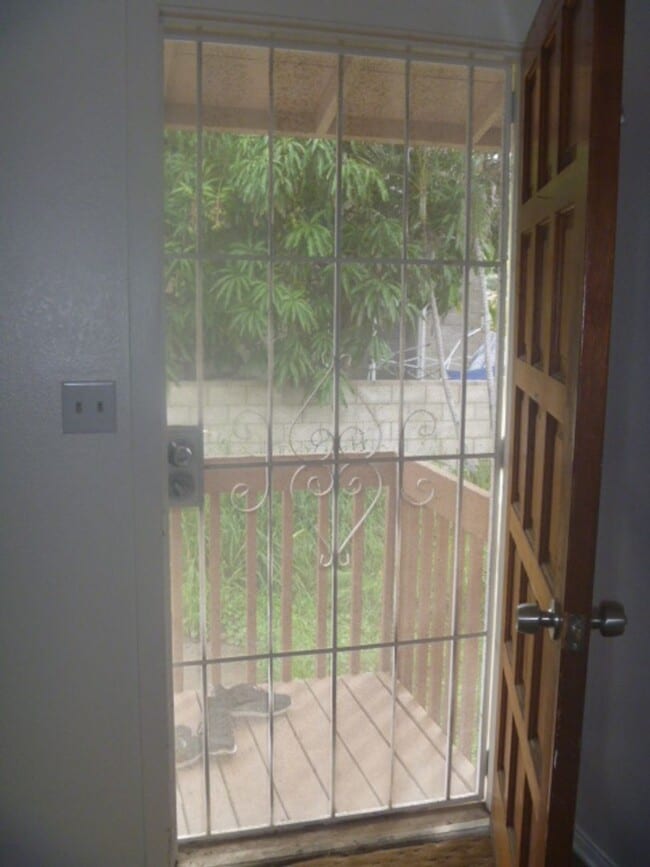 Building Photo - 3/2 $2150.00