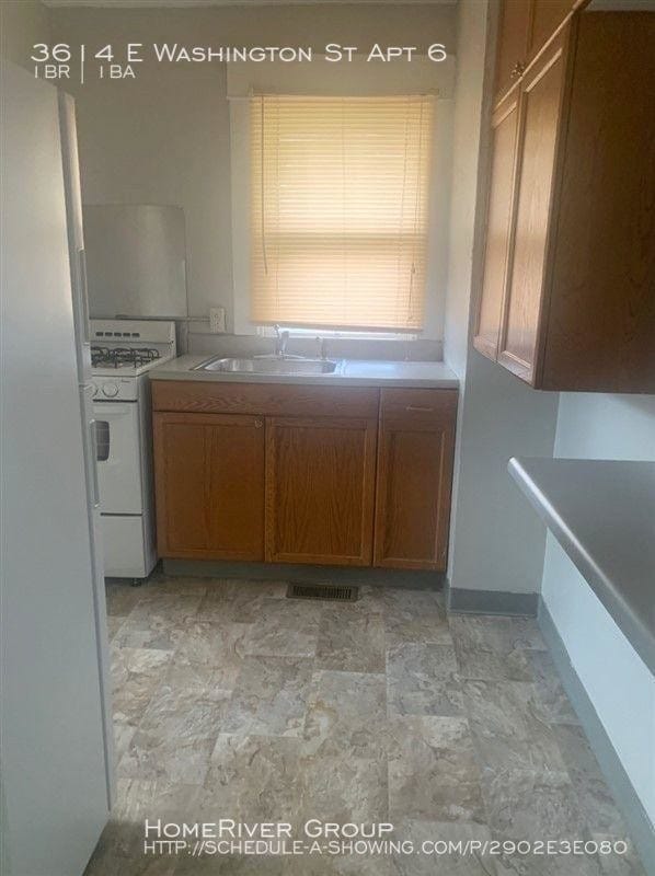 Building Photo - 1 bedroom in Indianapolis IN 46201-4448