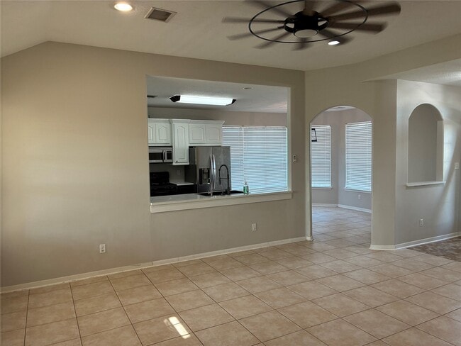 Foto del edificio - 14049 Overstreet Dr