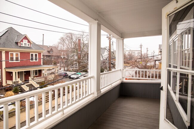 Foto del edificio - 170 Savin Hill Ave