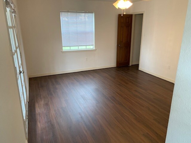 Foto del edificio - 209 Pine St