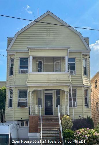 Primary Photo - 72 W 17th St