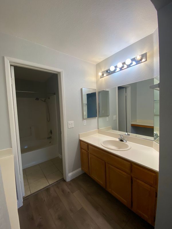 Building Photo - 236 Redstone Cir