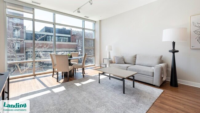 Foto del edificio - 1222 W Madison St