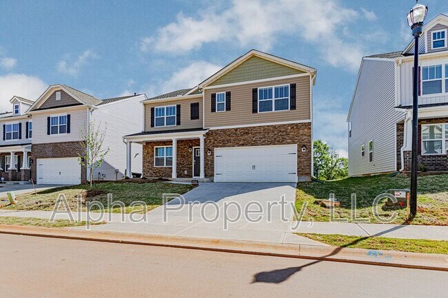 Building Photo - 52 Oak Edge Ln