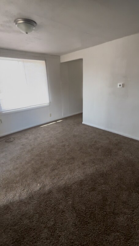Foto del edificio - 801 E 7th St