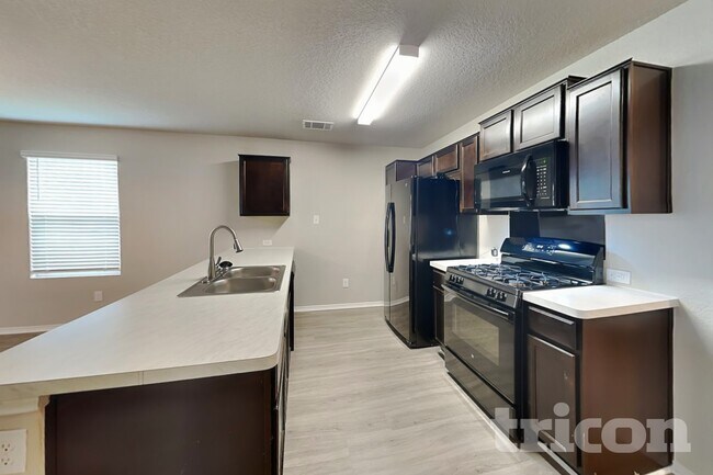 Foto del edificio - 421 Moonvine Way