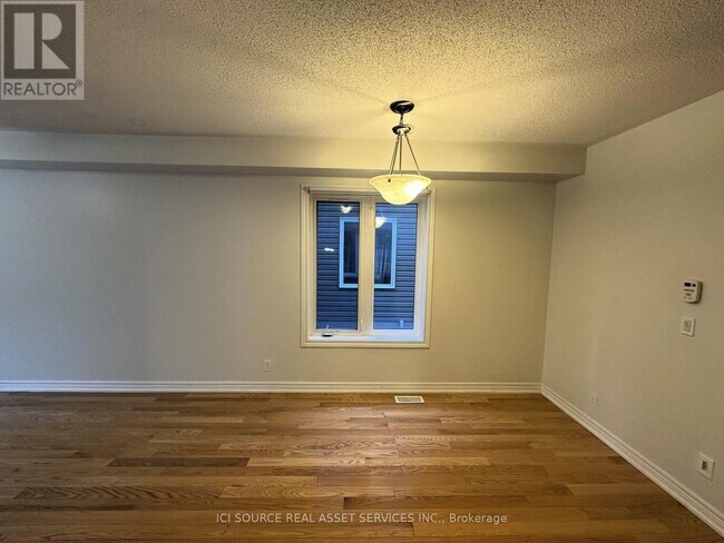 Photo du bâtiment - 29 Tabaret Cres