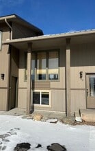 Building Photo - 702 Greenwood Dr