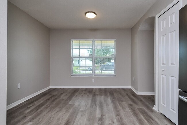 Foto del edificio - 1206 Humble Haven St