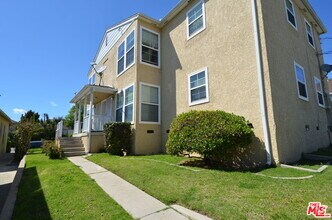 Building Photo - 6116 Overhill Dr