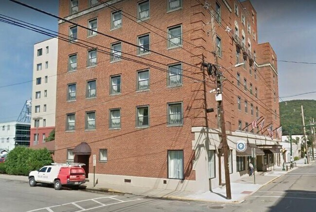 Foto del edificio - 2 South Ave