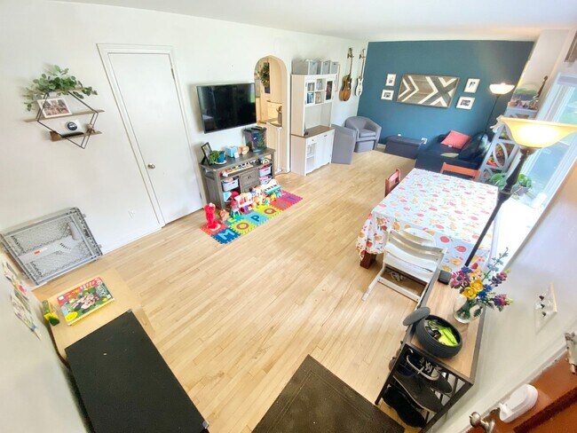 Foto del edificio - 4 Bedroom Home in South Burlington VT Avai...