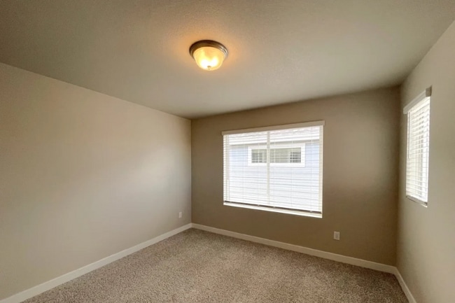 Building Photo - 13545 Arriba Dr