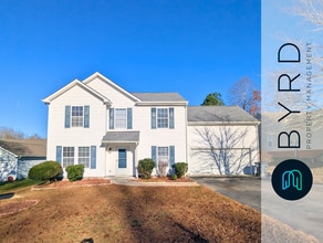 Building Photo - 7625 Fern Hollow Dr