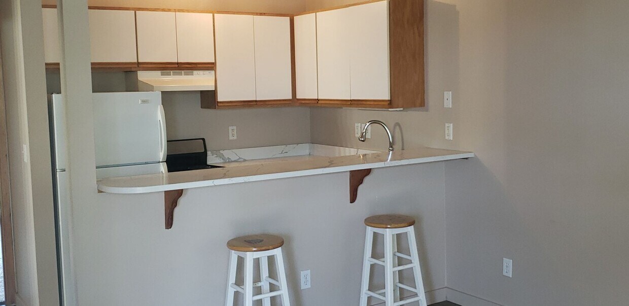 Foto principal - Affordable 1 bedroom in town