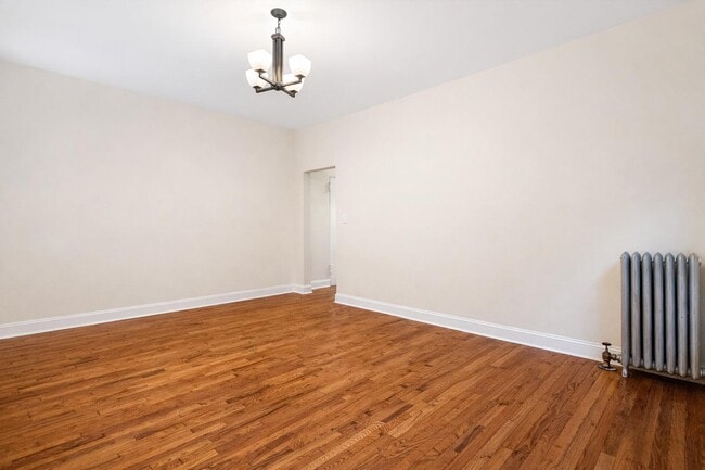 Foto del edificio - 300 Fort Washington Ave