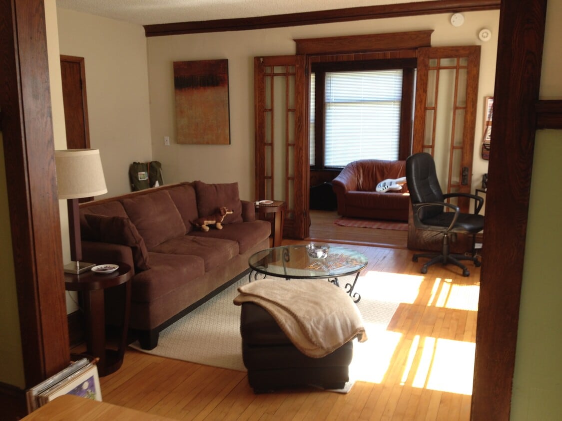 Primary Photo - 3508 Bryant Ave S