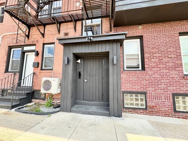 Building Photo - 30 Haddon Ave