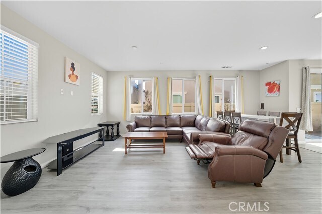 Foto del edificio - 13846 Farmhouse Ave
