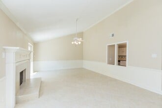 Building Photo - 4106 Kitchen Hill Ln