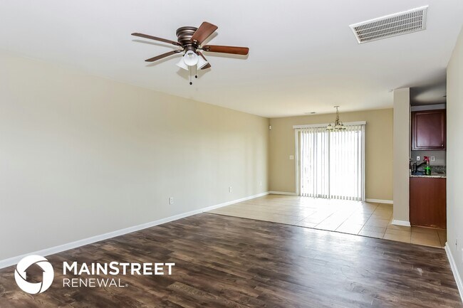 Building Photo - 141 Union Station Dr