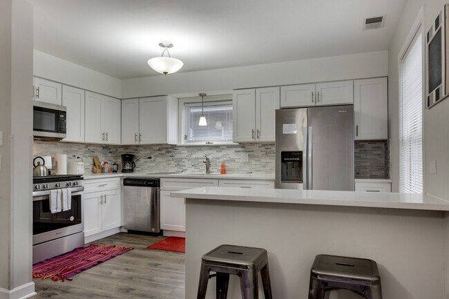 Foto del edificio - 226 S Hoyne Ave
