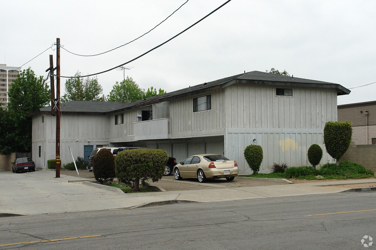 Foto principal - 1912 Wallace Ave