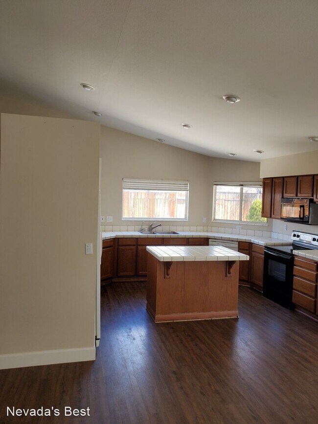 Foto del edificio - 4 br, 2.5 bath House - 1705 Canyon Terrace Dr