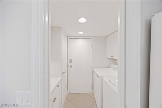 Building Photo - 10691 Gulf Shore Dr